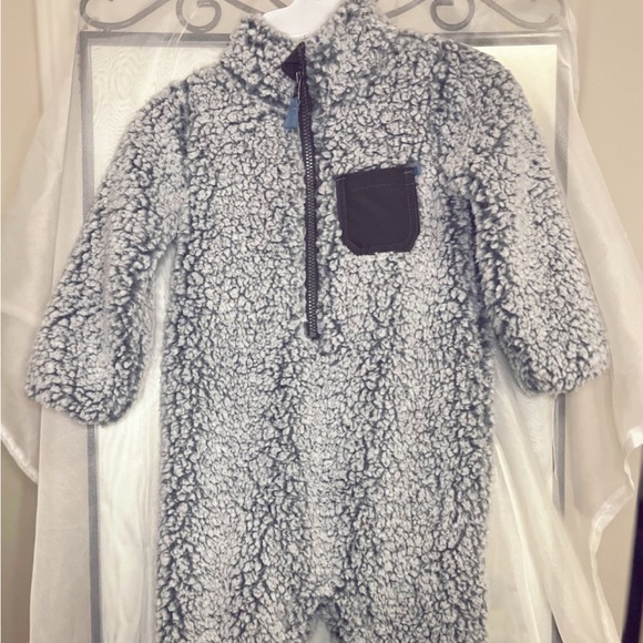 Carter's Oshkosh Snow Suit - 18m One piece jacket - Toddler snowsuit - Picture 2 of 5